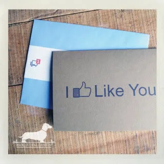 Geeky Valentine cards? LIKE.