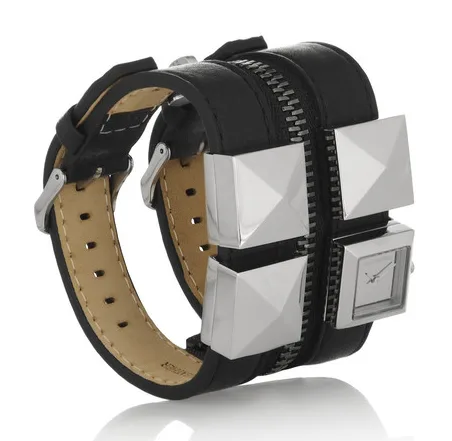 A watch that no one will ever think is a watch. Because geez, who wears watches these days?