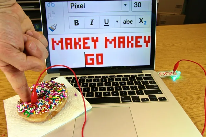makey-makey-go-donut-keyboard