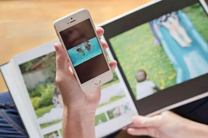 Make a gorgeous photo book fast with the Photolane photo book app.