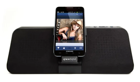 Gimme some 'droid love: 4 cool speaker docks for Android phones