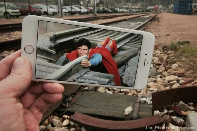 Superman iPhone photo overlay