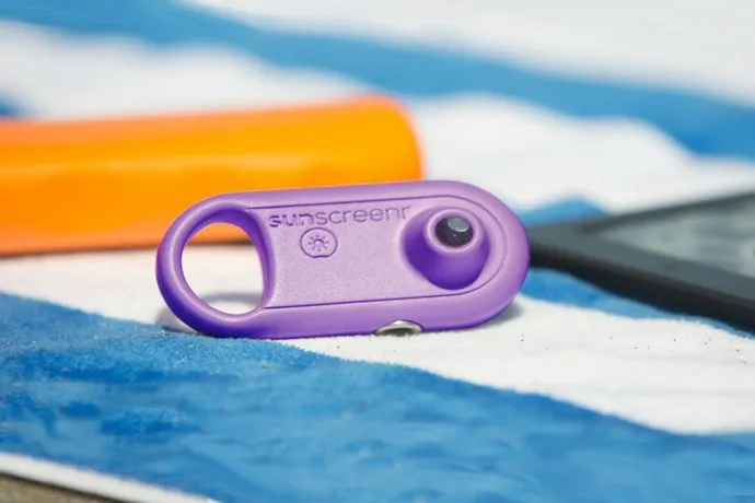 The Sunscreenr UV light camera could help prevent sunburn and skin cancer