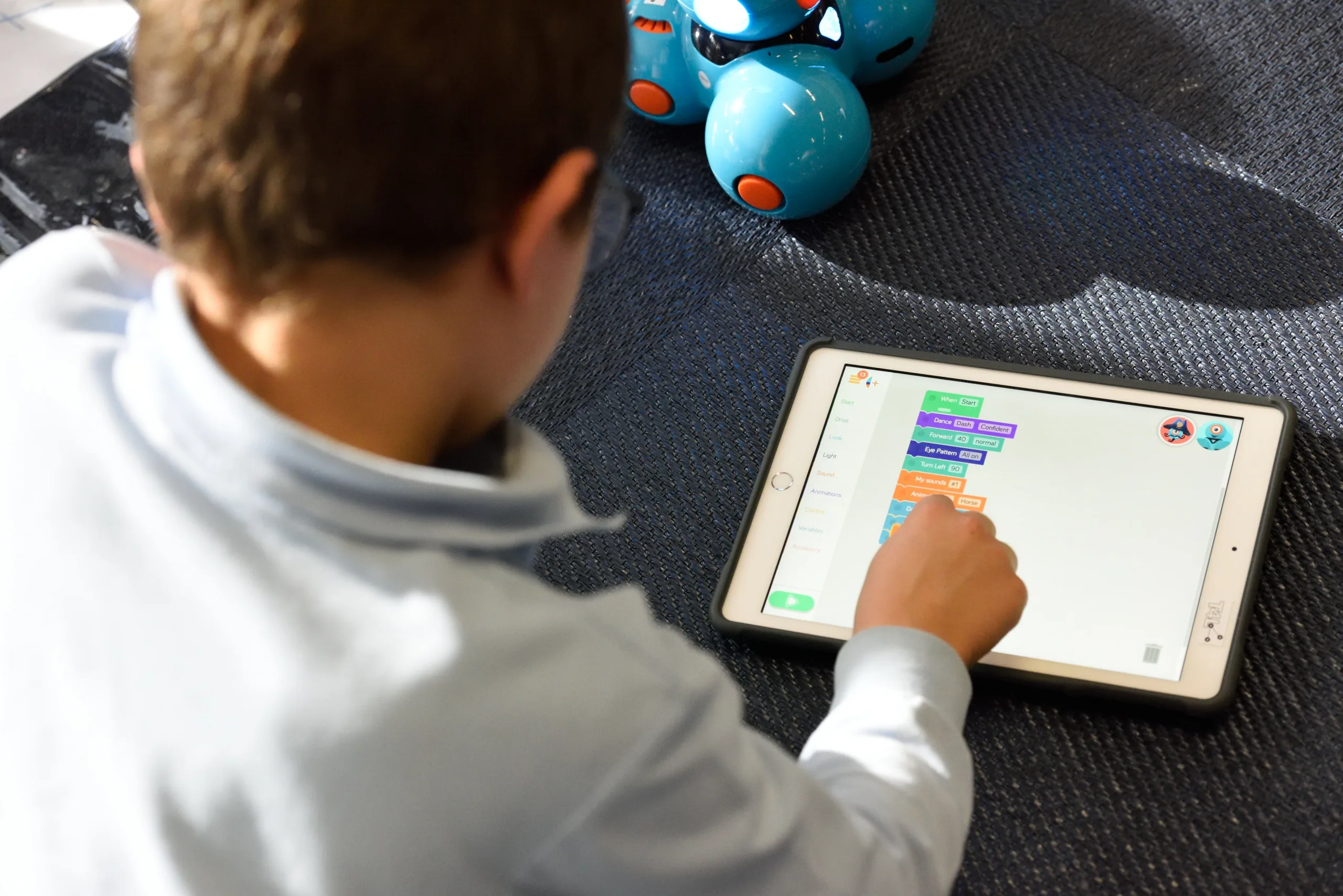 online-stem-camps-for-kids