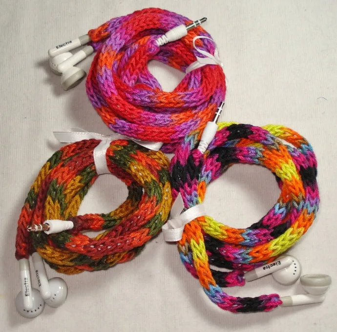 Earbud sweaters on Etsy: How to fix earbud tangles