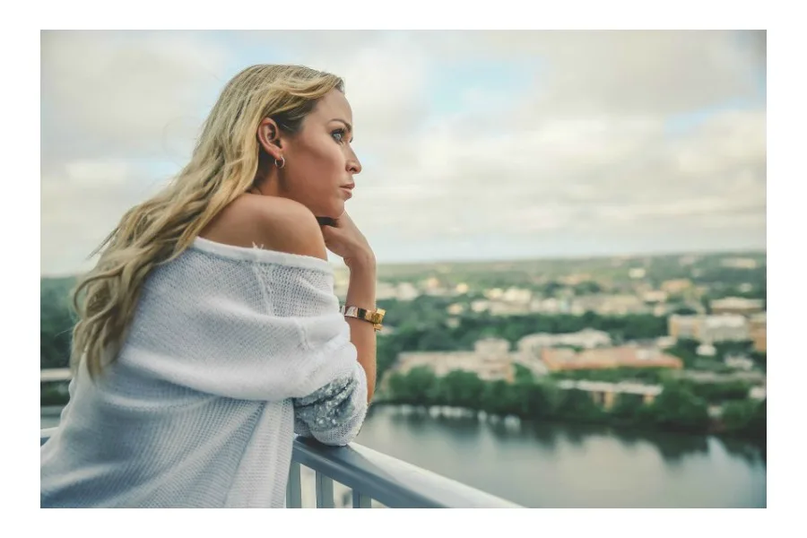 Tech Mother's Day gift idea: Wisewear activity tracker