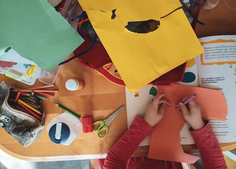 Use art to thank teacher with a video message