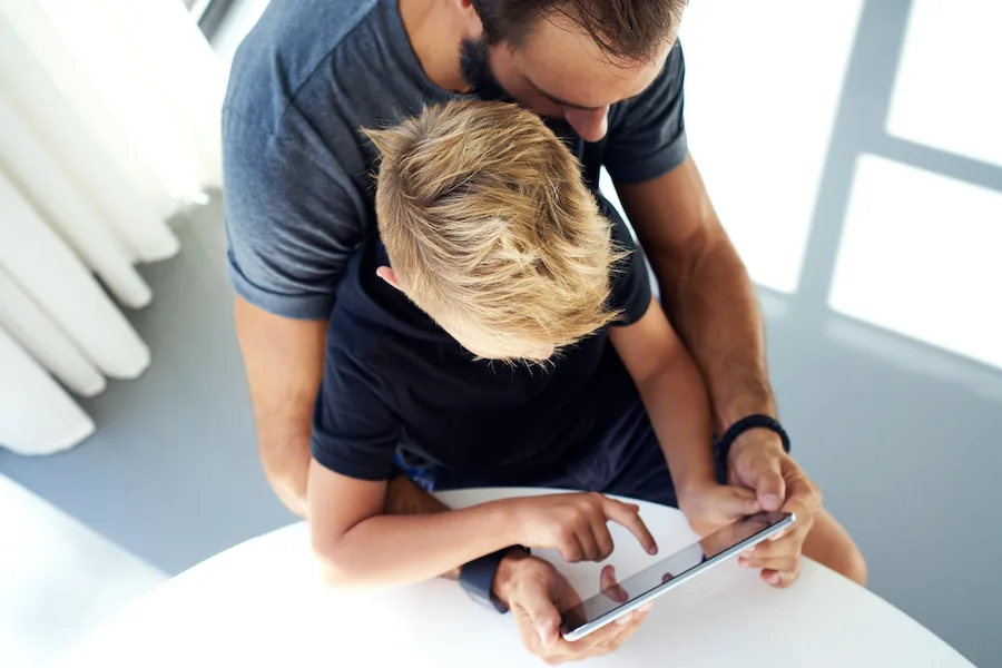 Setting screen time limits for kids: Top tops to help parents get started