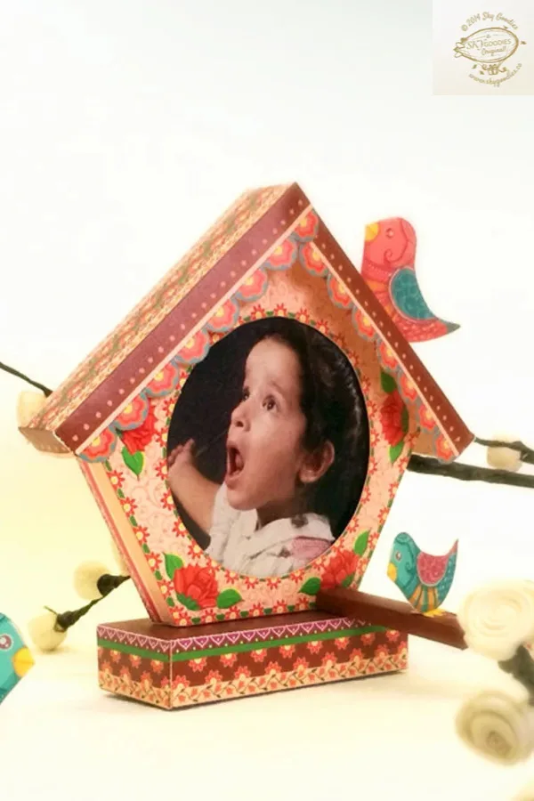 Printable vintage birdhouse photo frame kit from Sky Goodies