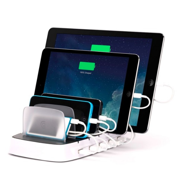 Griffin charging station | Cool Mom Tech