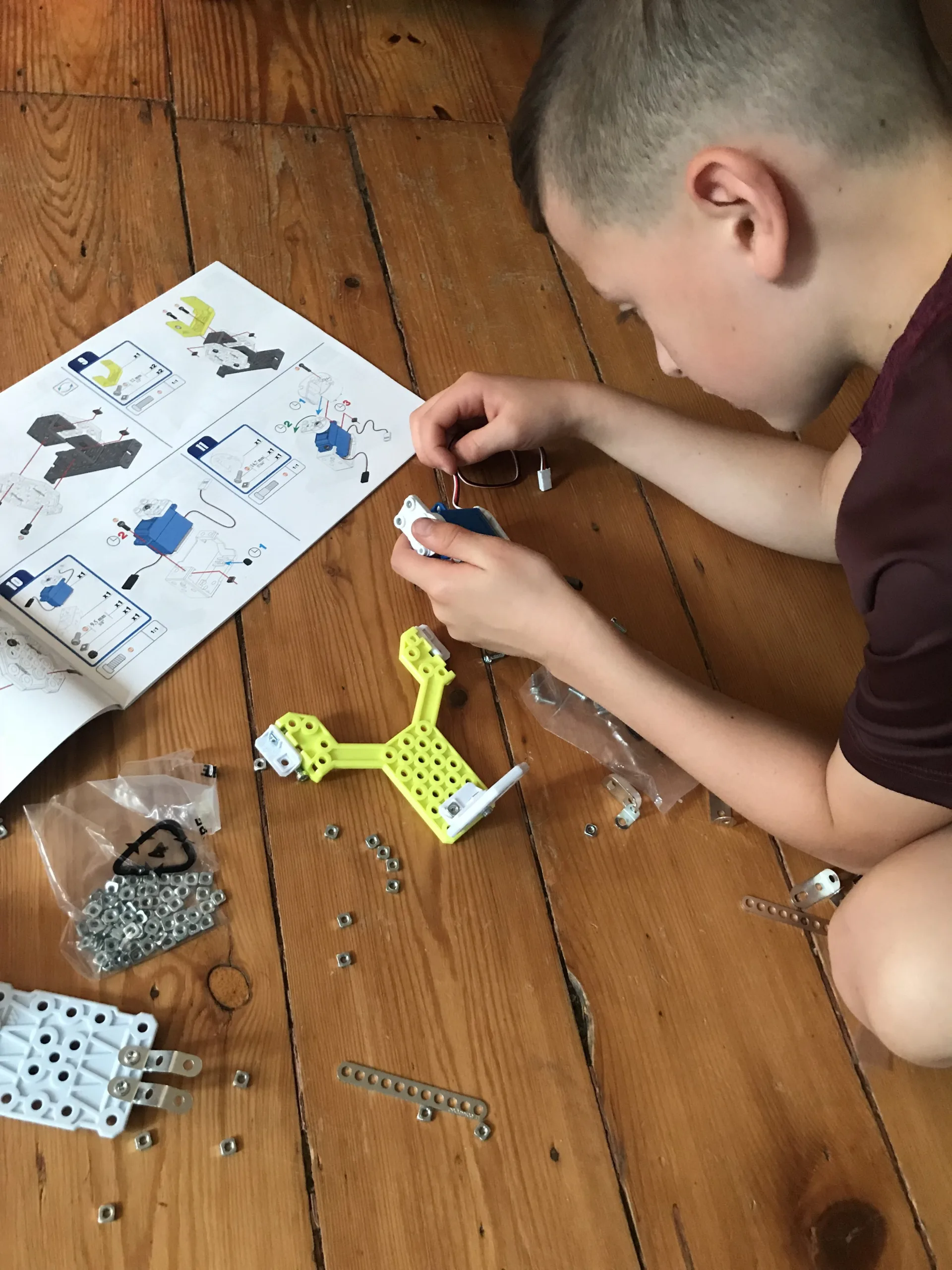 The Meccano M.A.X toy