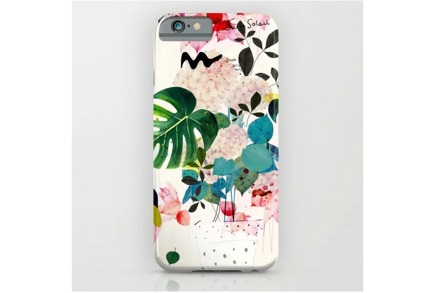 Great floral phone cases for mom this Mother's Day