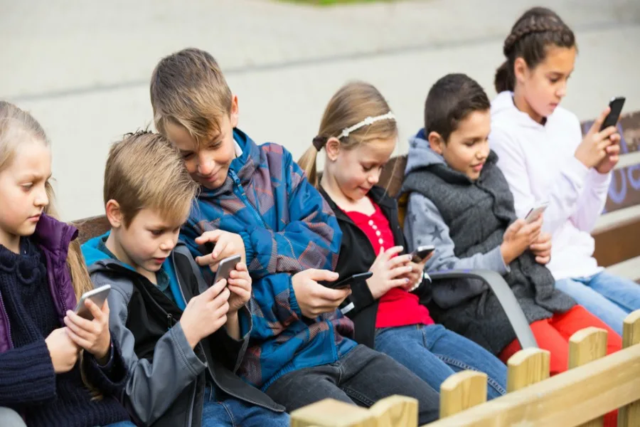 50 things kids need to know before they get a smartphone