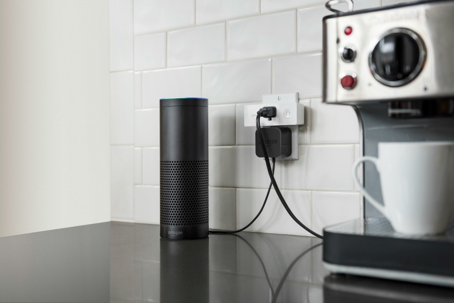 The Wemo Mini smart plug is like having an extra set of hands | Sponsor | Cool Mom Tech