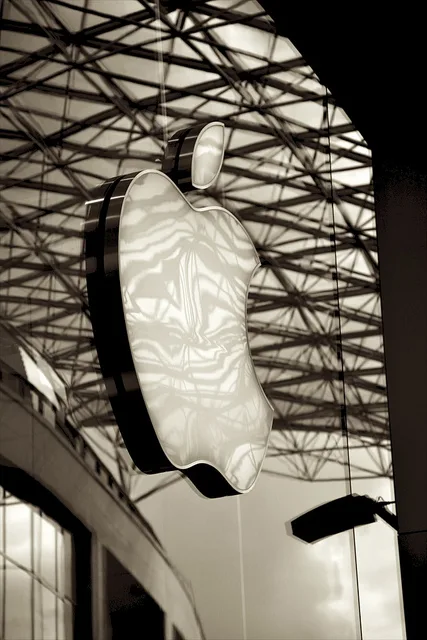 Apple security breach