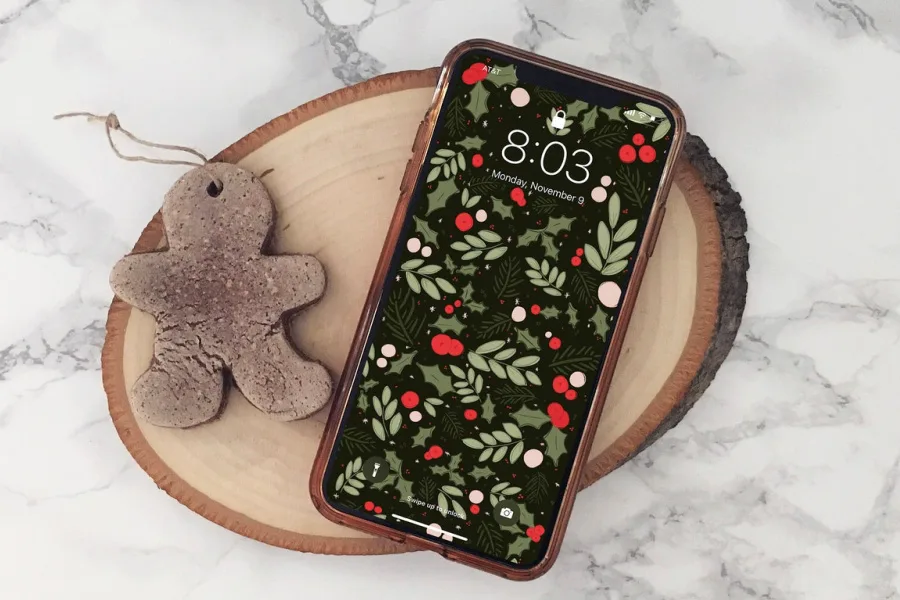 How to add a holiday aesthetic to your iPhone: 3 simple ways
