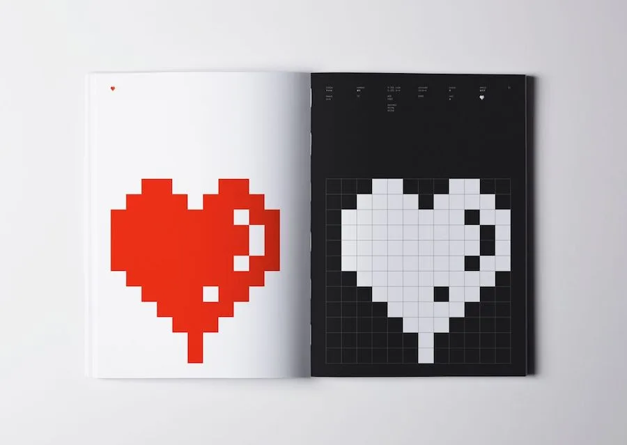 Emoji book: Original designs by Shigetaka Kurita in color and B&W