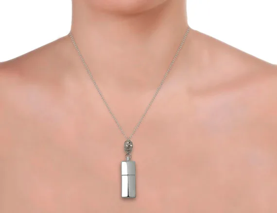 USB jewelry at By Nordik