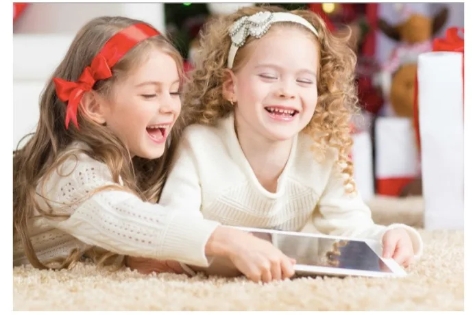 GiftGram: send video gift messages when your physical package is delivered!