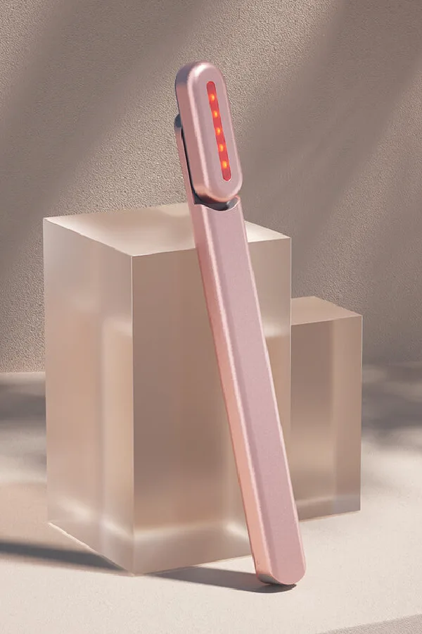 High-tech beauty gifts: The Conair pedicure foot spa with massage rollers