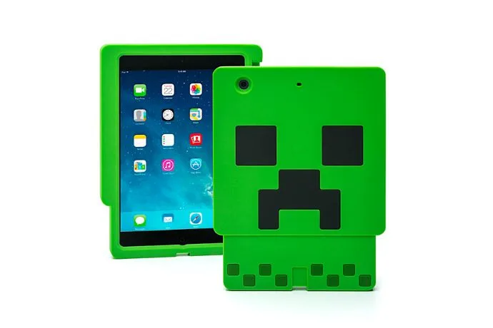 The new Minecraft Cases at Think Geek