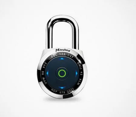 Master Lock e1500DBX: a very cool digital padlock to keep those locker contents safe