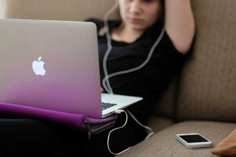 How to set up a smart phone for kids