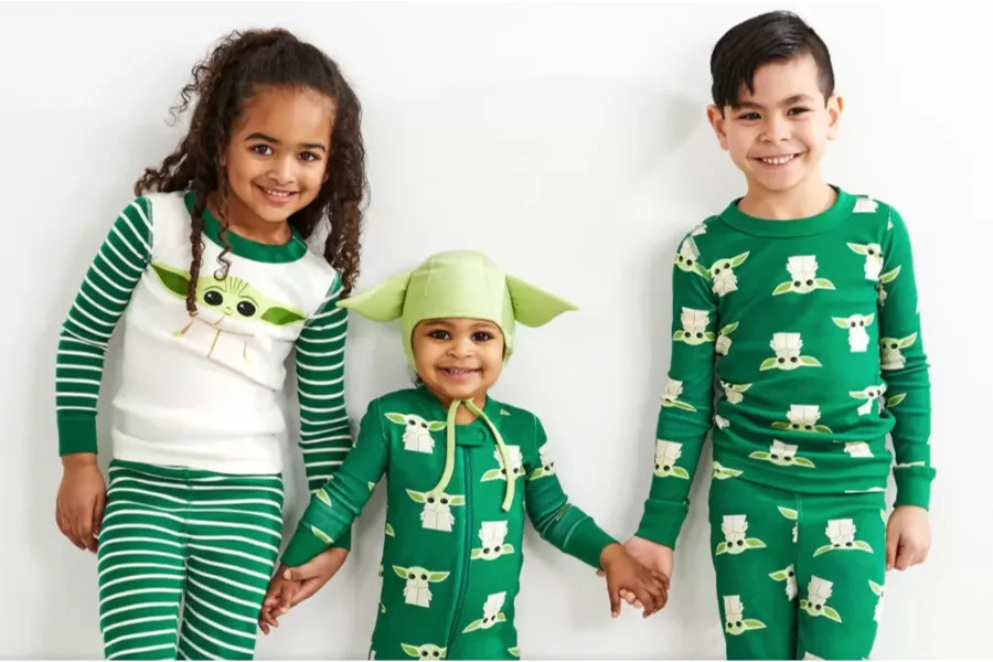 baby-yoda-pajamas